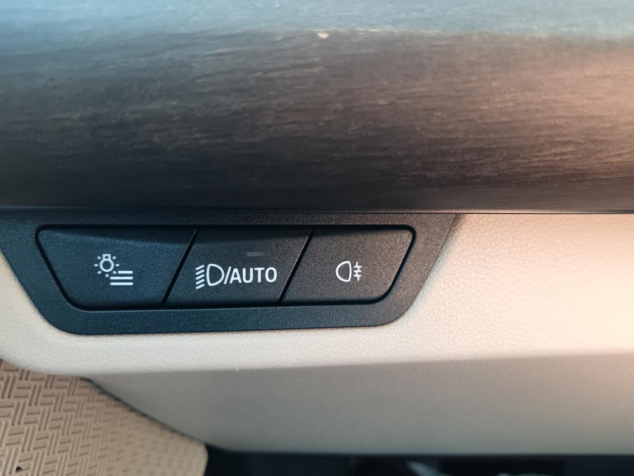 Bmw 2er Active Tourer 218d Luxury