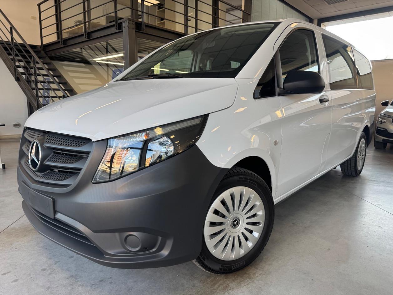 Mercedes-Benz Vito 114 CDI Tourer Long auto 8 posti