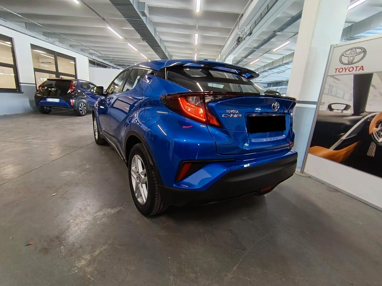 Toyota C-HR 1.8 Hybrid E-CVT Business