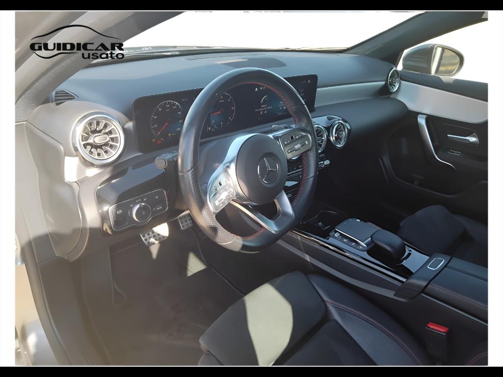 Mercedes-Benz Classe A - W177 2018 - A 200 d Premium auto