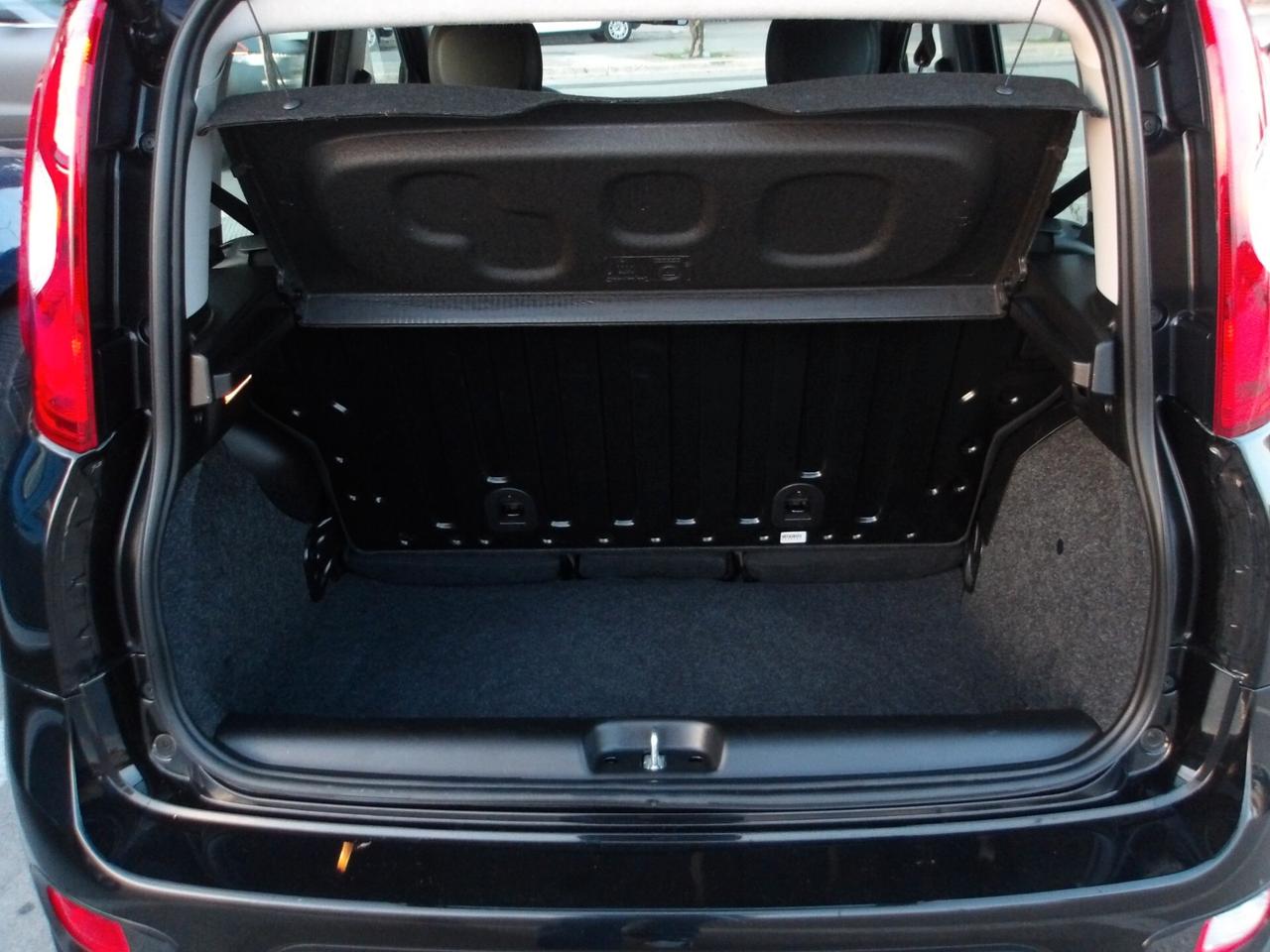 FIAT PANDA 1.0 HYBRID-KM 16.000-2022-PREZZO PROMO!