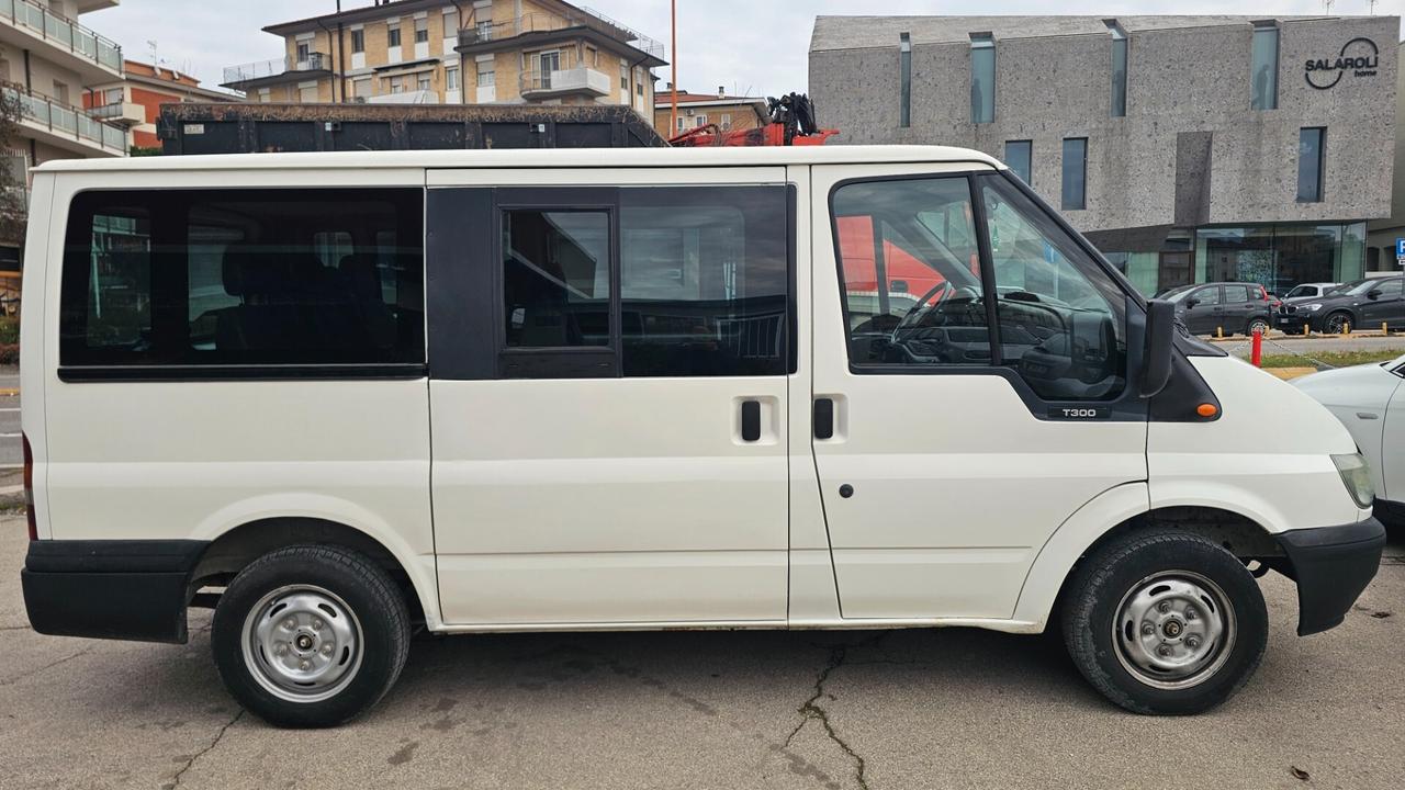 Ford Transit Bus 2.0 TD-75 cat PC-TM Combi 9 posti