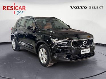 VOLVO XC40 1.5 t2 Momentum Core IVA ESPOSTA