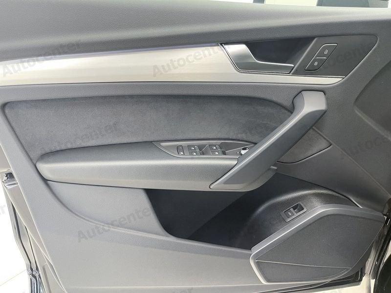 Audi Q5 Sportback 40 tdi Black Line quattro 204cv s-tronic