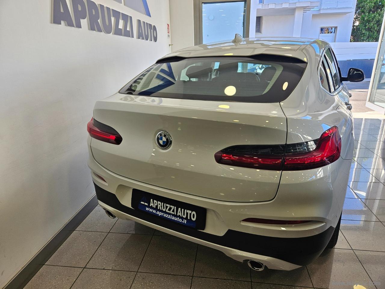BMW X4 xDrive20d 48V Business Advantage