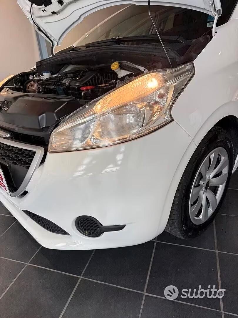 Peugeot 208 1.0 - AUTO ITALIANA - NEOPATENTATI- UNICO PROPRIETARIO