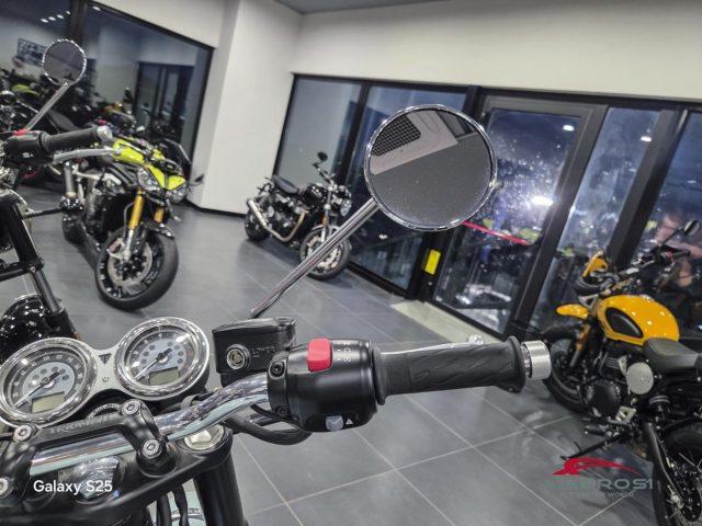 TRIUMPH Bonneville T100 (MY21)