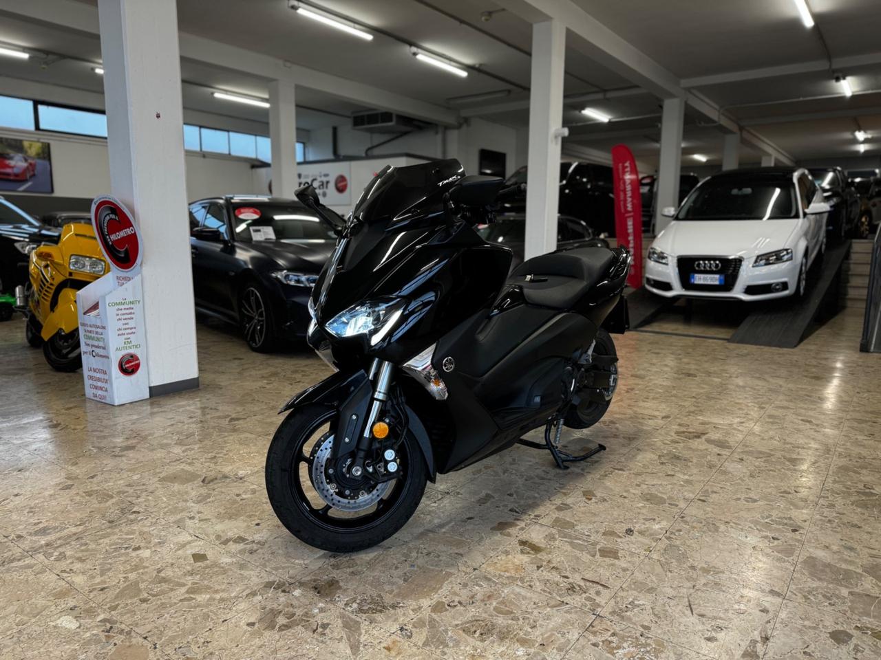 Yamaha T Max 530 DX 08/2019 Solo 1840KM