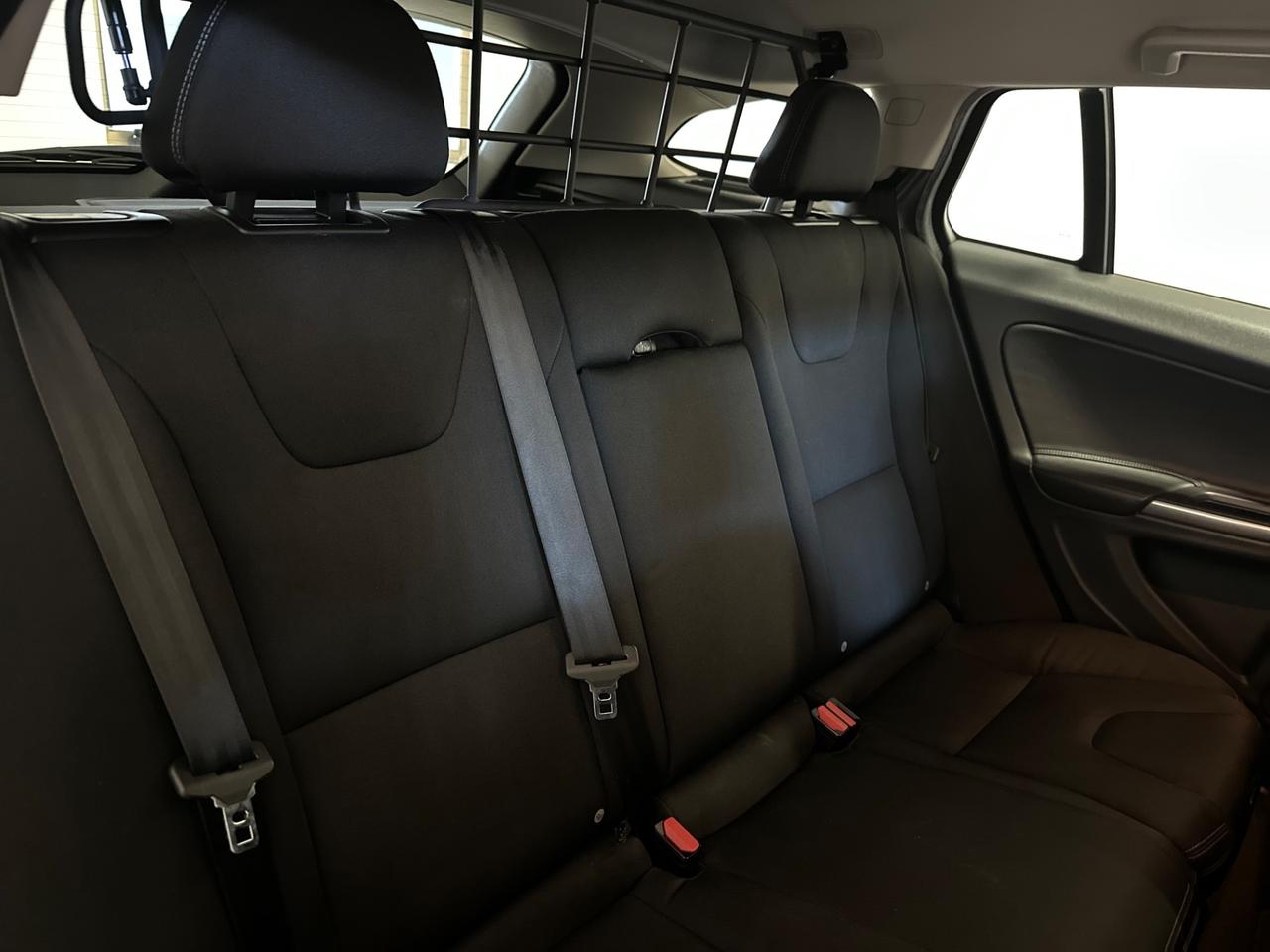 Volvo V60 D2 Momentum EURO 6