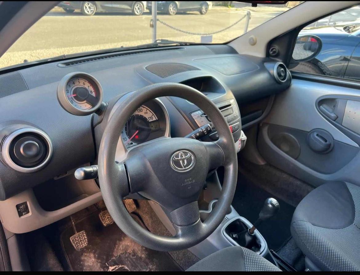 Toyota Aygo 1.0 12V VVT-i 5 porte Sol