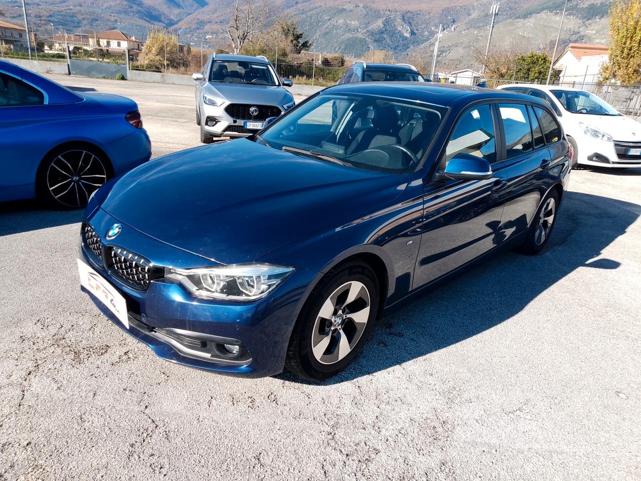 Bmw 320 320d Touring Sport esterno