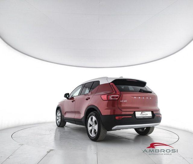 VOLVO XC40 T4 AWD Geartronic Momentum