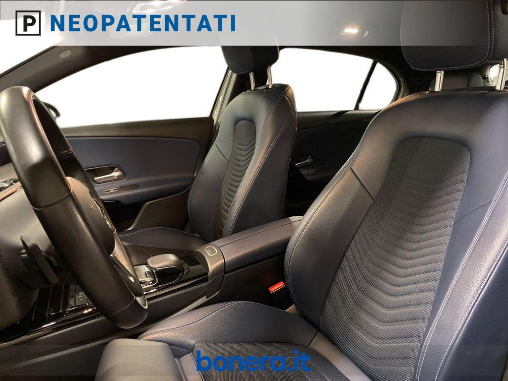 Mercedes Classe A 180 180 D Business 8G-DCT