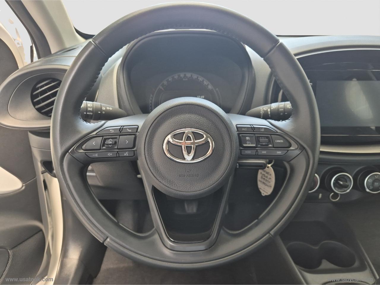 TOYOTA Aygo X 1.0 VVT-i 72 CV 5p. Active TUA A 14.950 € CON USATOOK PLUS