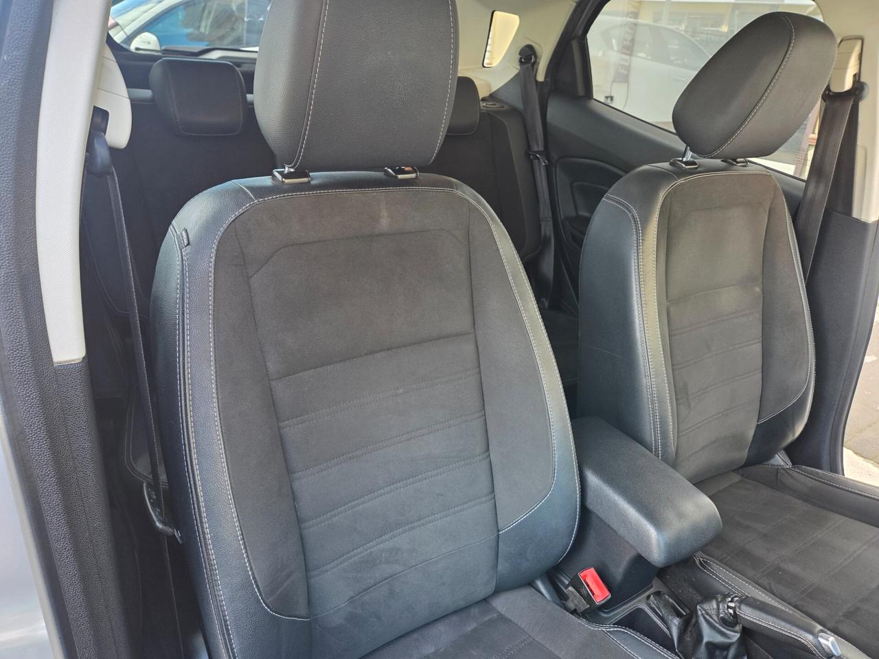 FORD ECOSPORT ANNO 2018 ST-LINE 1.5 TDCI 100 CV KM CERTIFICATI