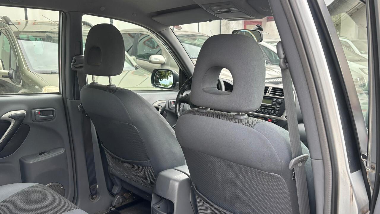 Toyota RAV 4 RAV4 2.0 Tdi D-4D cat 5 porte