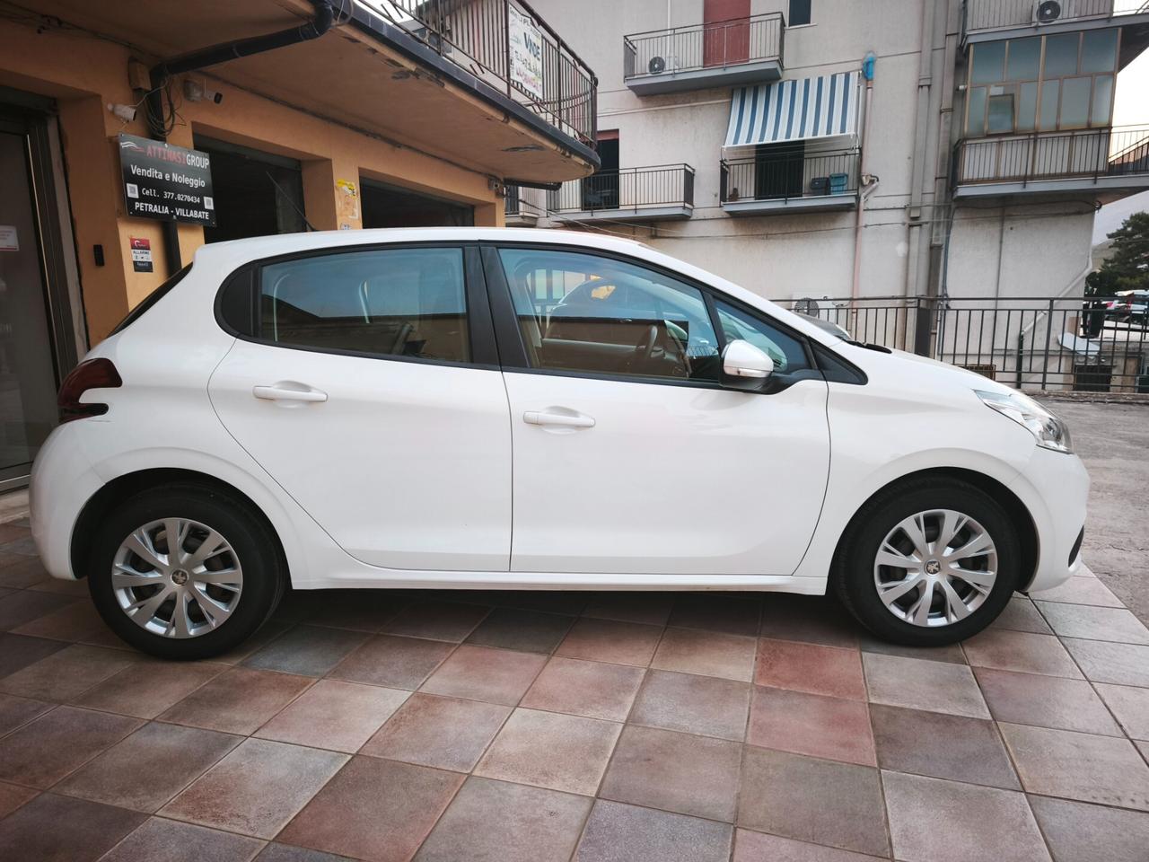 Peugeot 208 HDi 100 CV Van IVA Esposta