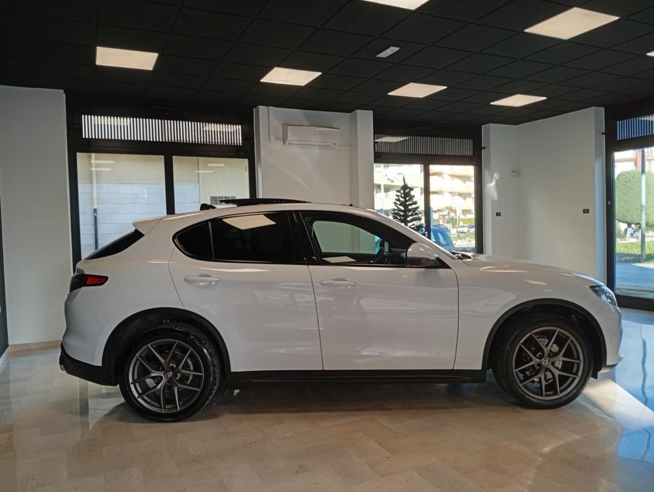 Alfa Romeo Stelvio 2.2 Turbodiesel 210 CV AT8 Q4 Super