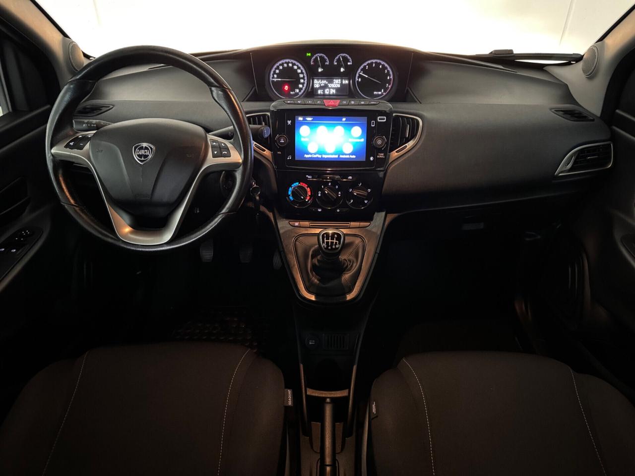 Lancia Ypsilon 1.0 FireFly 5 porte S&S Hybrid Gold