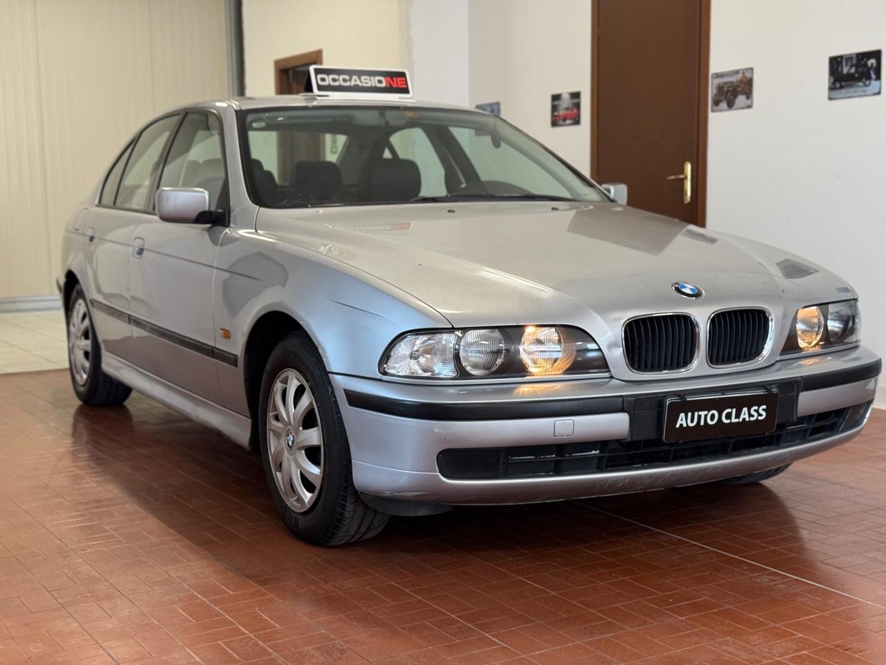 Bmw 520 520i 150cv unico proprietario perfetta