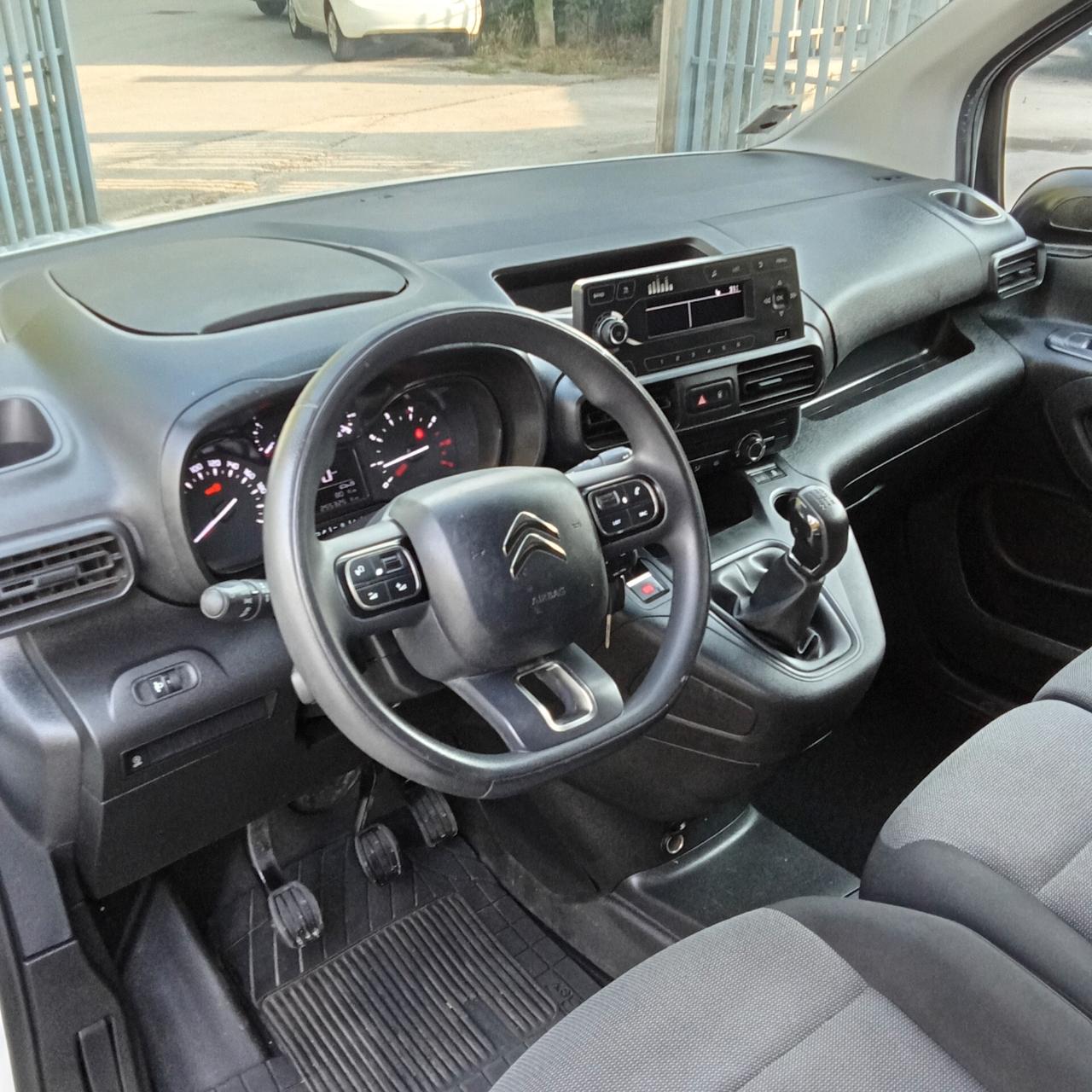 Citroen Berlingo BlueHDi 75 Van 3 posti 019