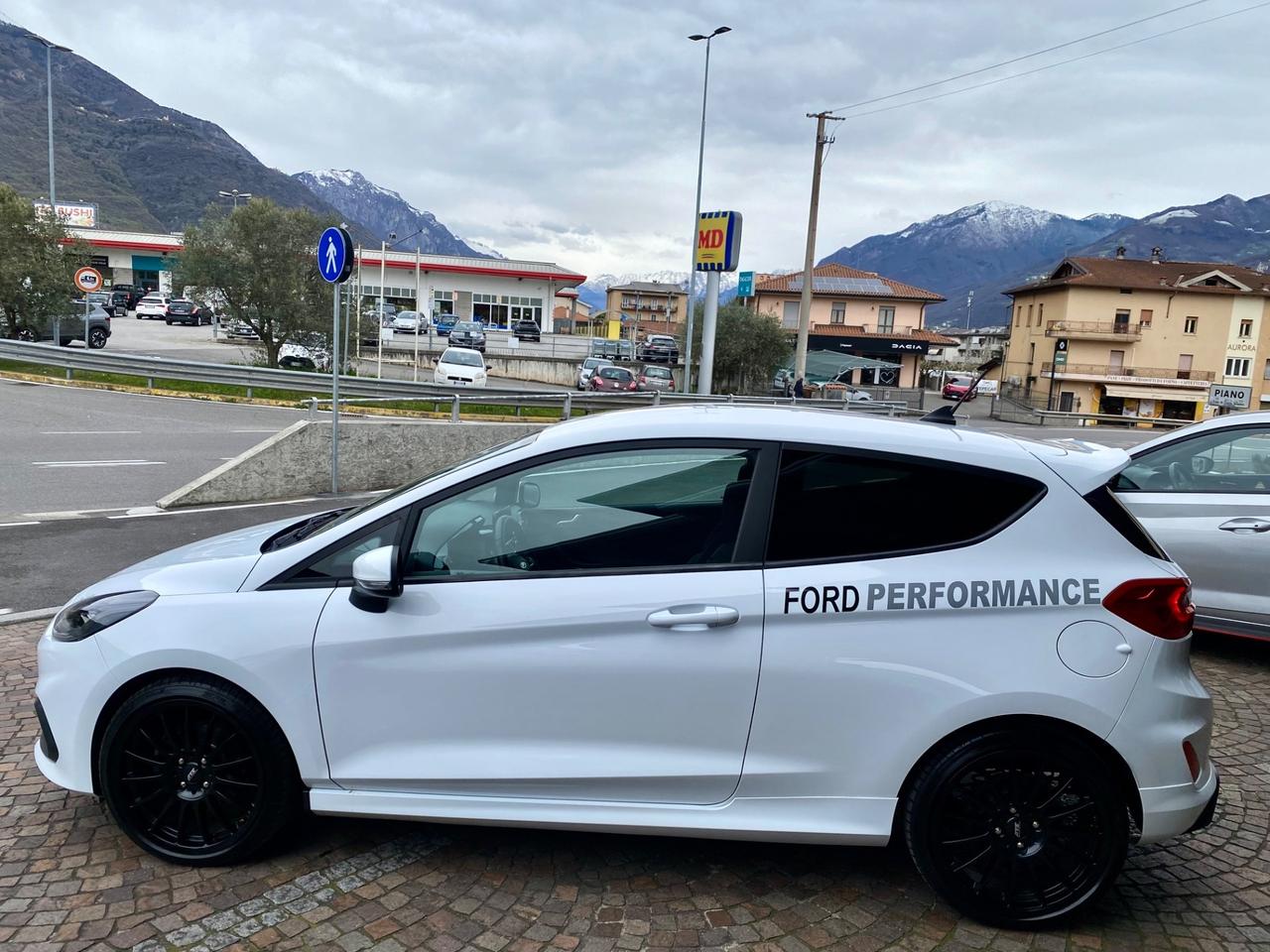 Ford Fiesta 1.5 Ecoboost 200 CV 5 porte ST Performance Pack