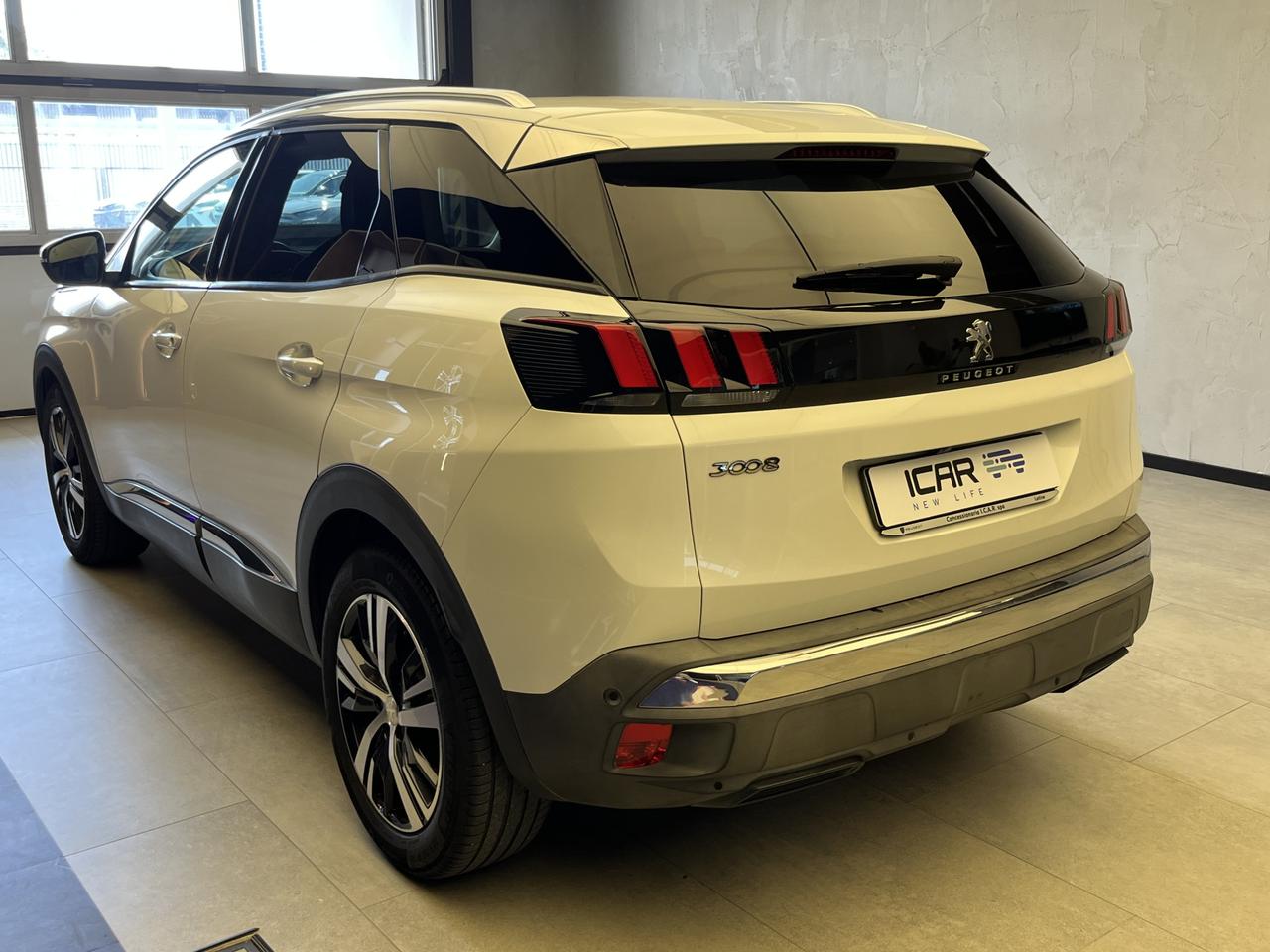 PEUGEOT 3008 II - 3008 1.6 bluehdi Business s&s 120cv eat6