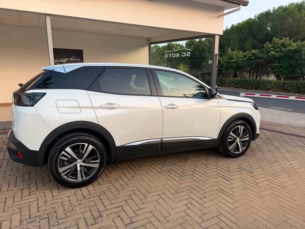 Peugeot 3008 BlueHDi 130 S&S EAT8 Allure Pack