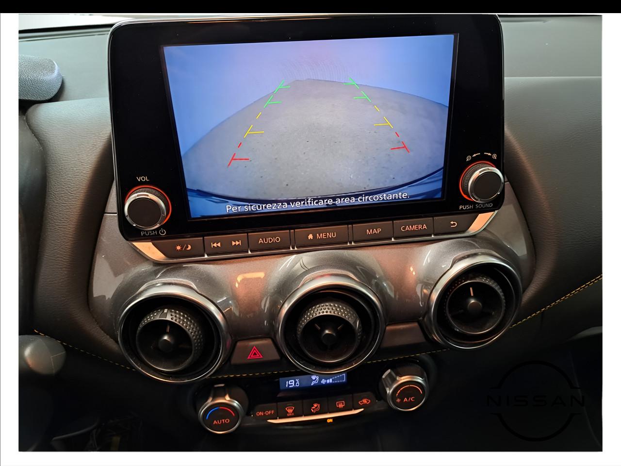 NISSAN Juke 1.0 dig-t Kiiro 114cv