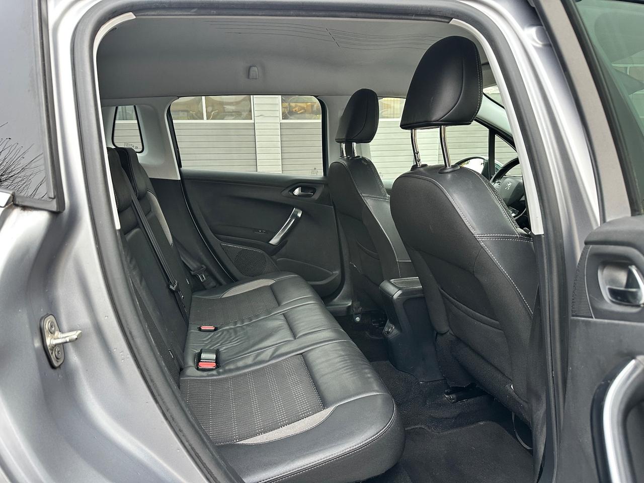 Peugeot 2008 BlueHDi 120 S&S Black Matt