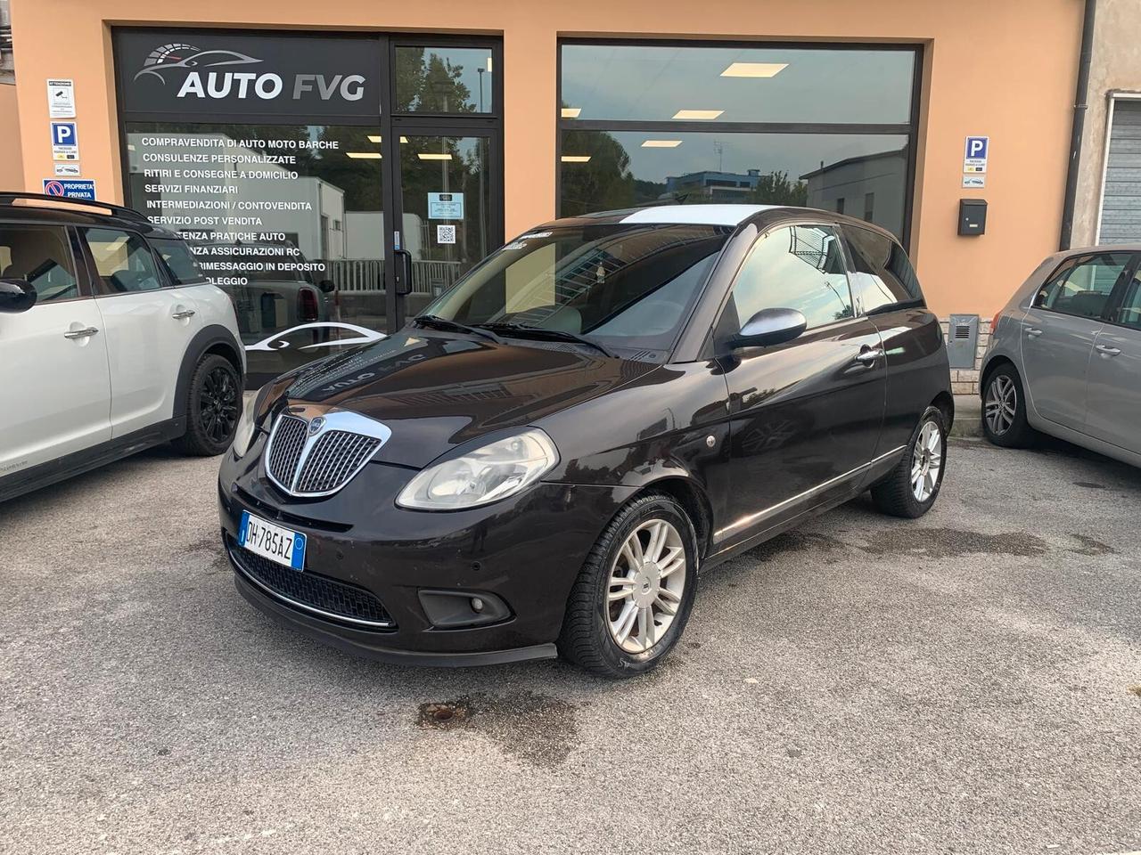 Lancia Ypsilon 1.2 benz Neopatentati