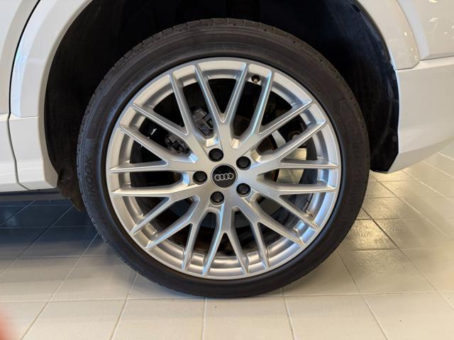AUDI Q2 35 TDI S tronic S line Edition