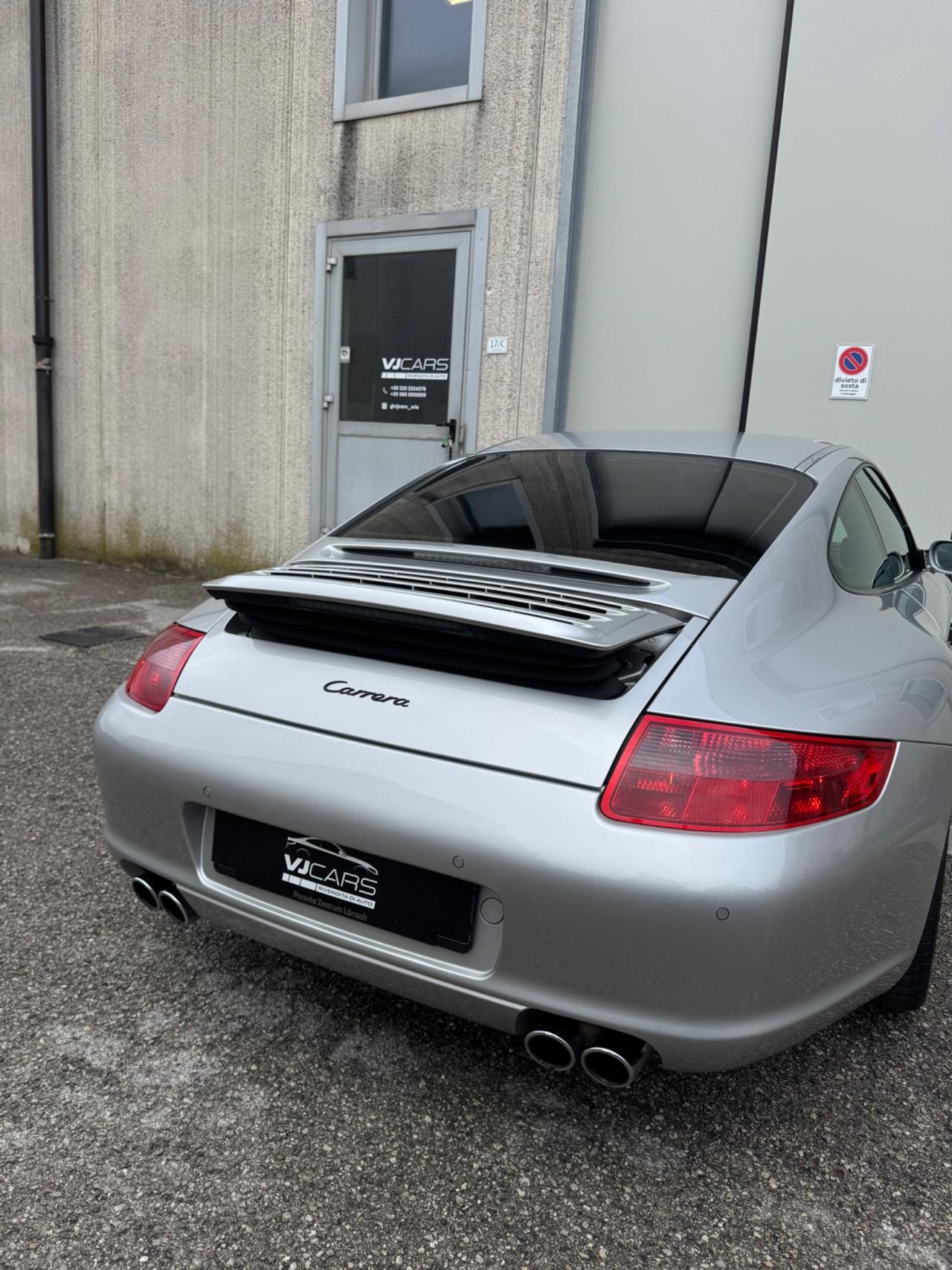 Porsche 911 997 Carrera Coupé sport chrono