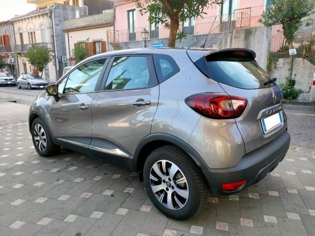 Renault Captur 1.5 dci Business 90CV - 45.290 KM