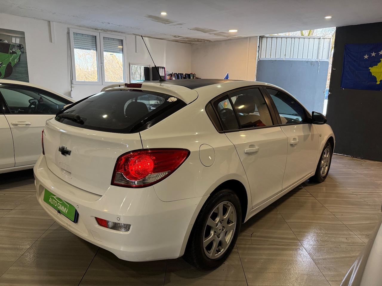 Chevrolet Cruze 1.7 Diesel 2013