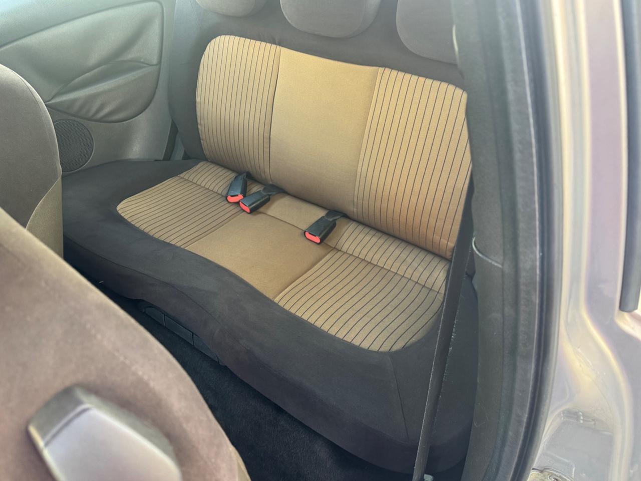 Lancia Ypsilon 1.2 Argento 2900 COMPRESO PASSAGGIO