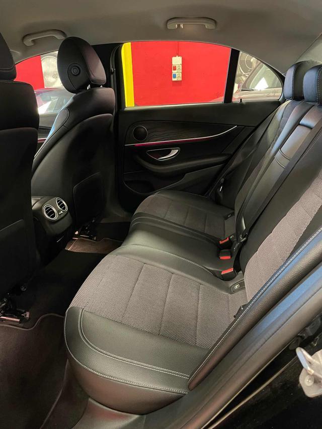 MERCEDES-BENZ E 220 d Auto *pelle/navi/led/pdc/telec/luci int*
