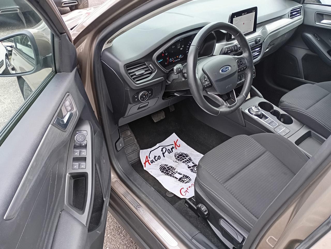 Ford Focus 5P 1.0 EcoBoost 125CV Titanium Aut.