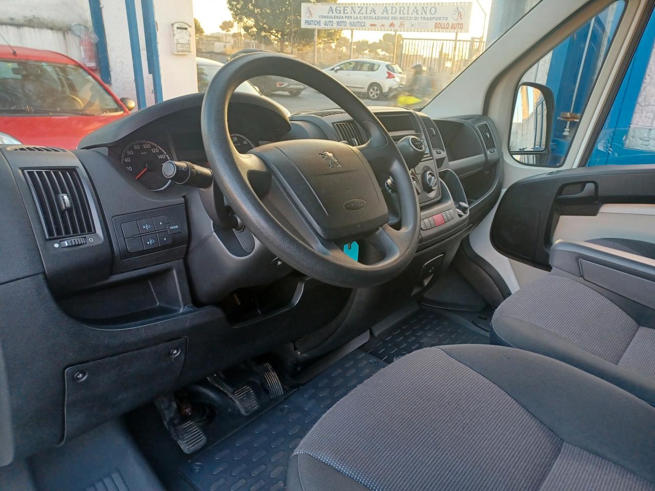 PEUGEOT BOXER 2.2 HDI PM TA ANNO 2015