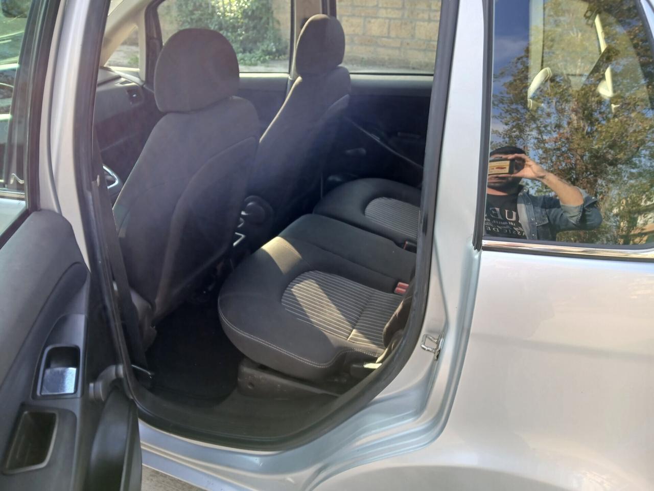 Lancia MUSA 1.3 Mjt 95 CV 5th Avenue anno 2011