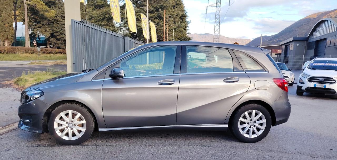 Mercedes-benz B 180 d Automatic Premium