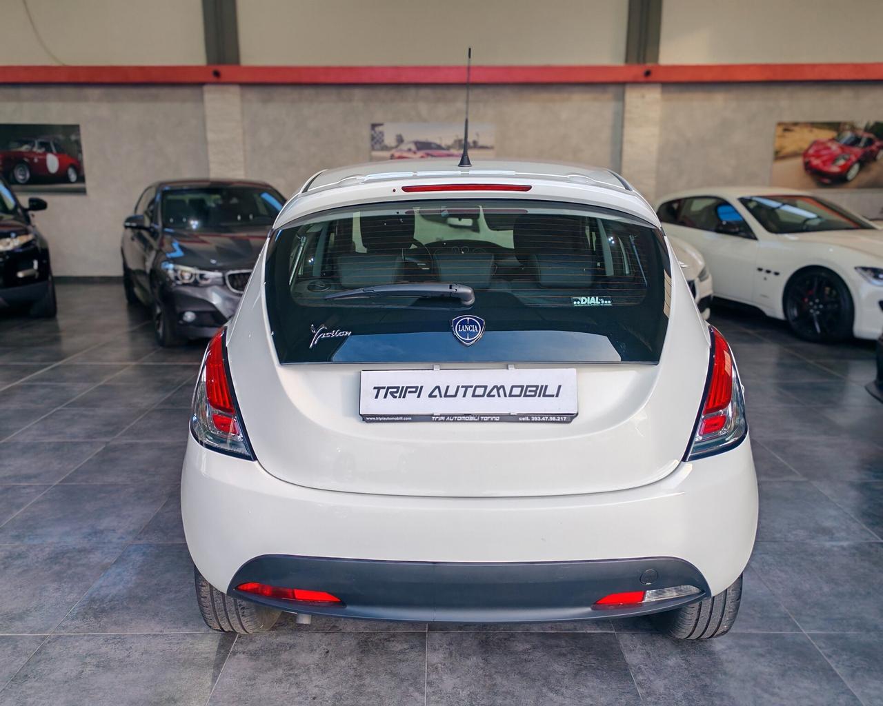 Lancia Ypsilon 1.2 69 cv Silver