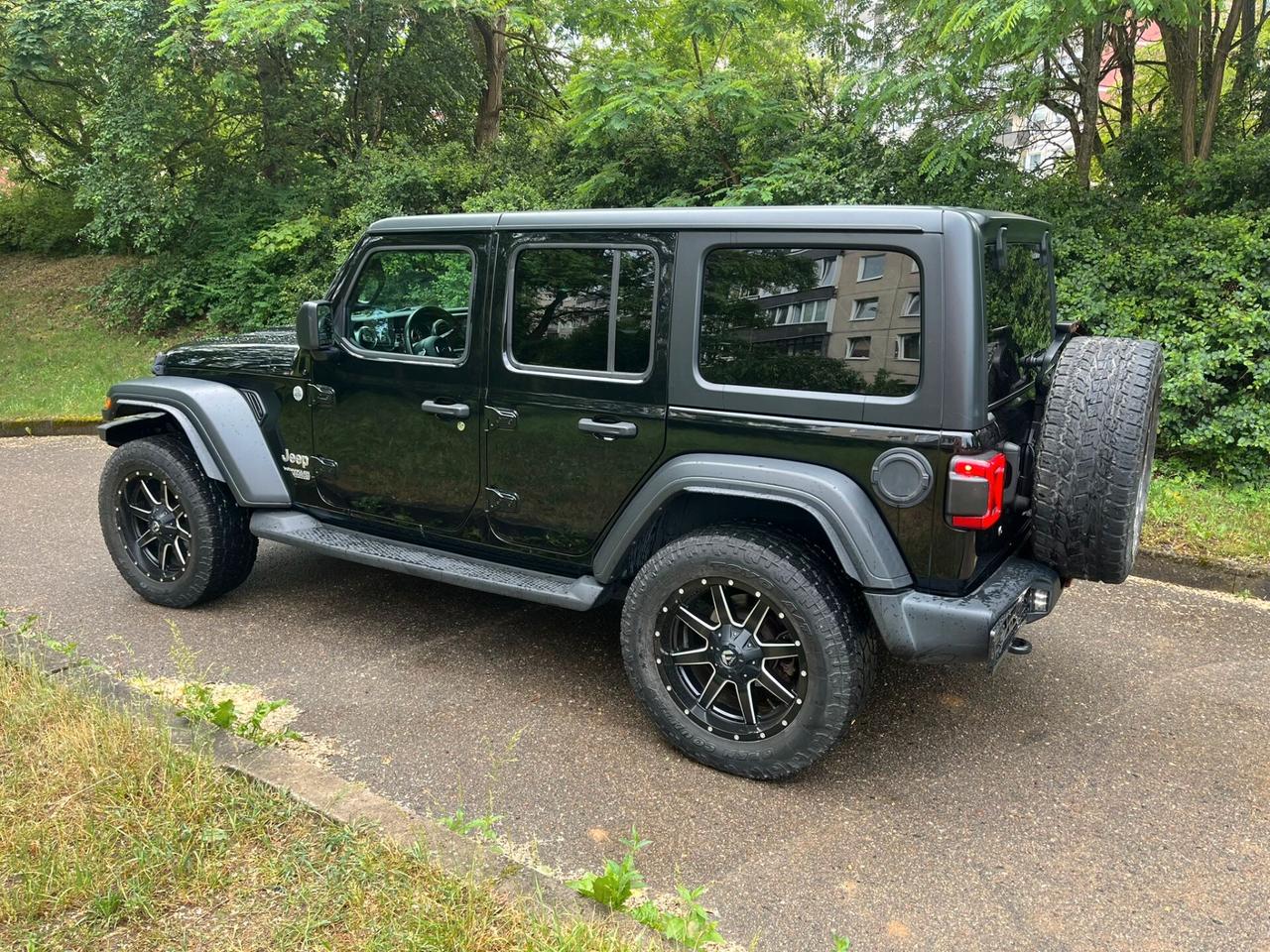 Jeep Wrangler Unlimited 2.0 Turbo SPORT