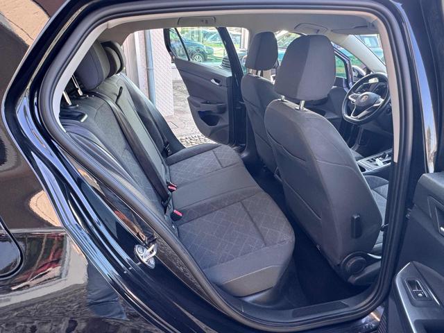 VOLKSWAGEN Golf 1.0 eTSI EVO DSG Life
