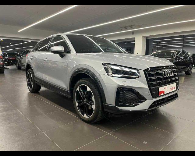 AUDI Q2 35 TFSI S tronic Business Advanced