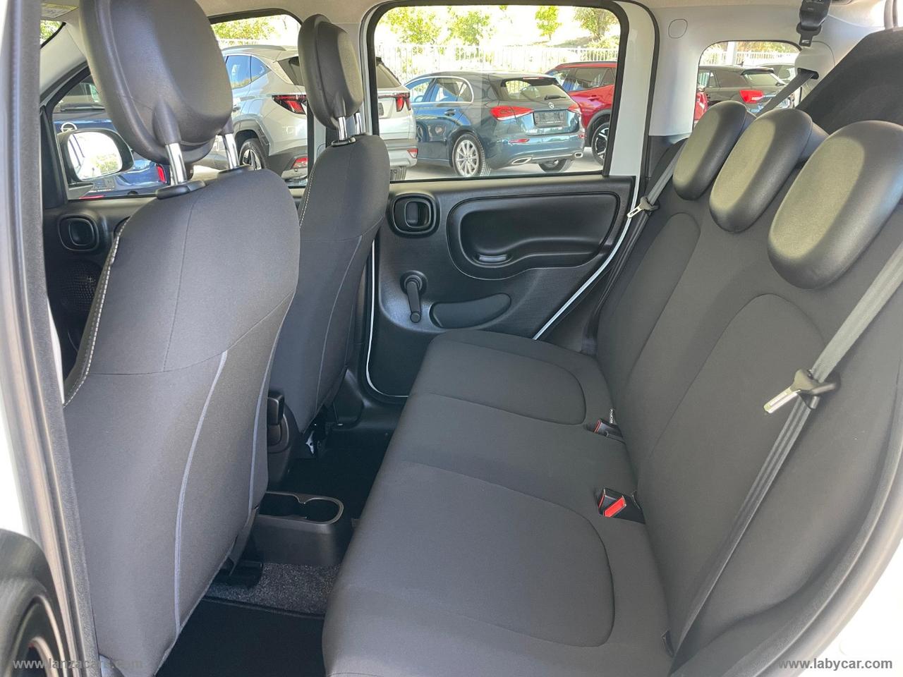 FIAT Panda 1.0 FireFly S&S Hybrid City Cross