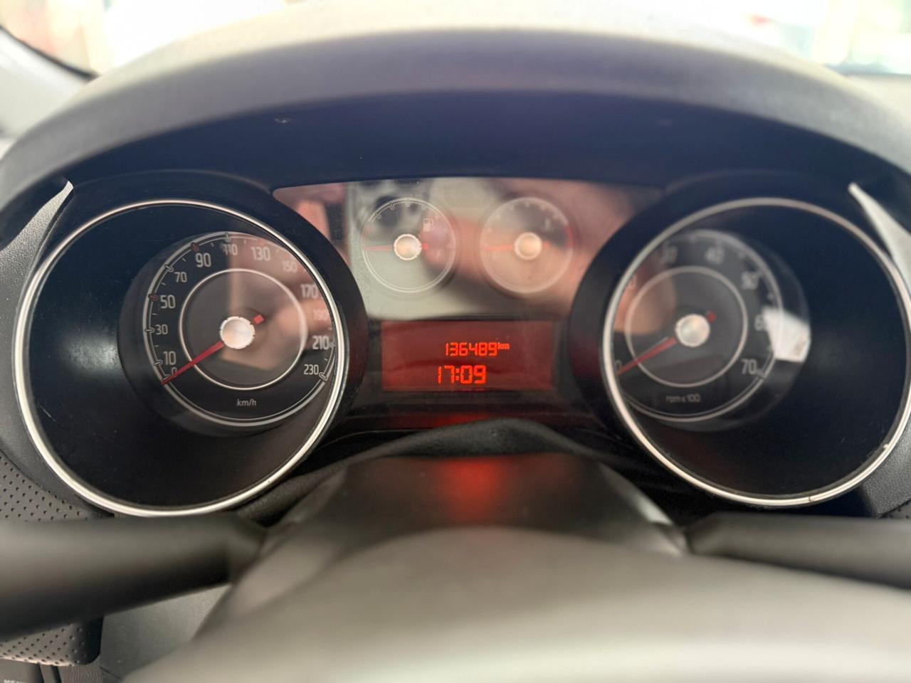 Fiat Punto Evo 1.2 BENZINA OK NEOPATENTATI 2011