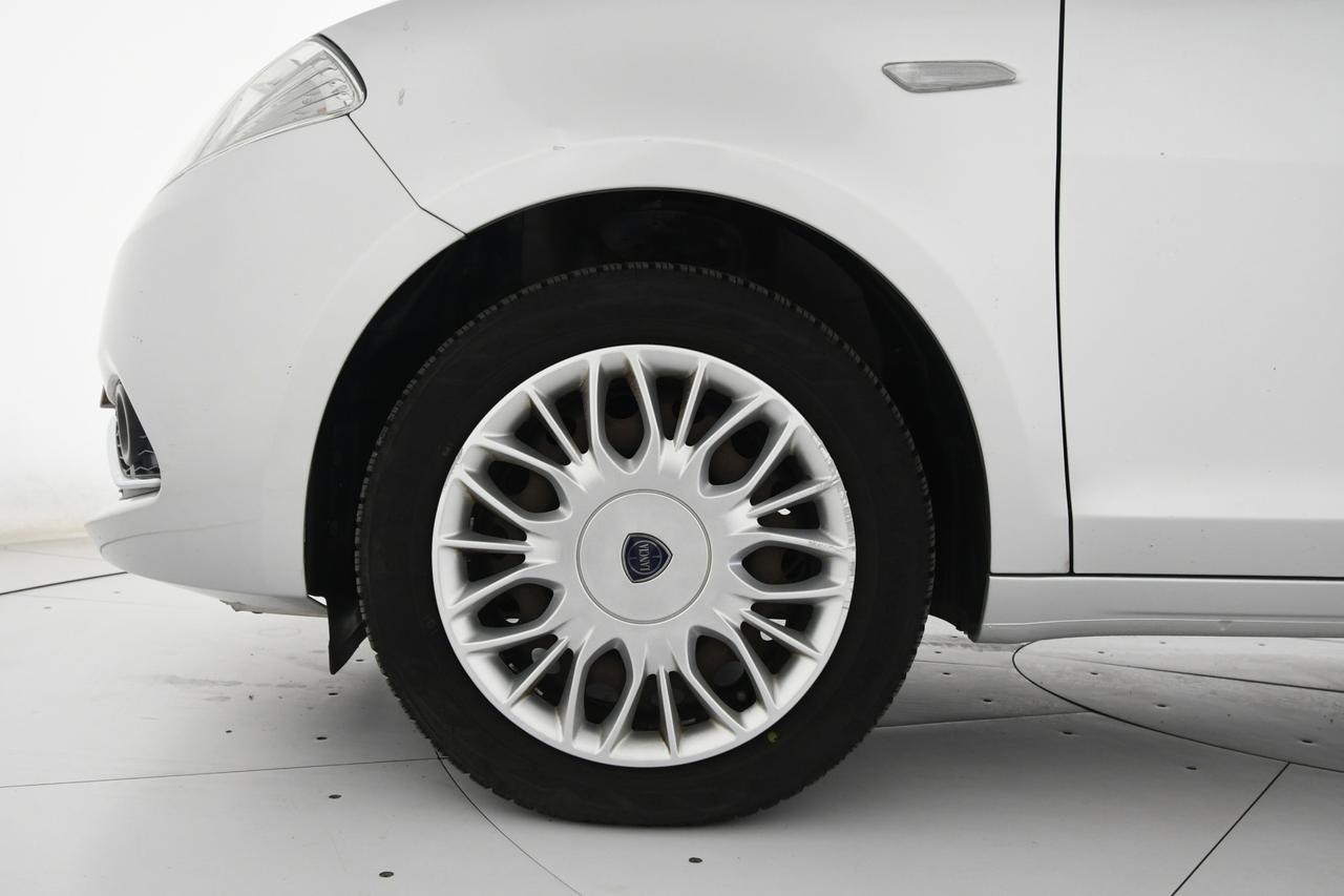 LANCIA Ypsilon 1.3 mjt Silver s&s 95cv X COMMERCIANTI+NEOPATENTATI+BLUETOOTH