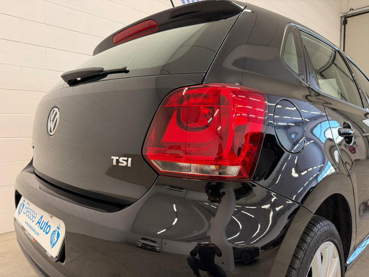 Volkswagen Polo 1.2 TSI DSG 5 porte Highline NEOPATENTATI