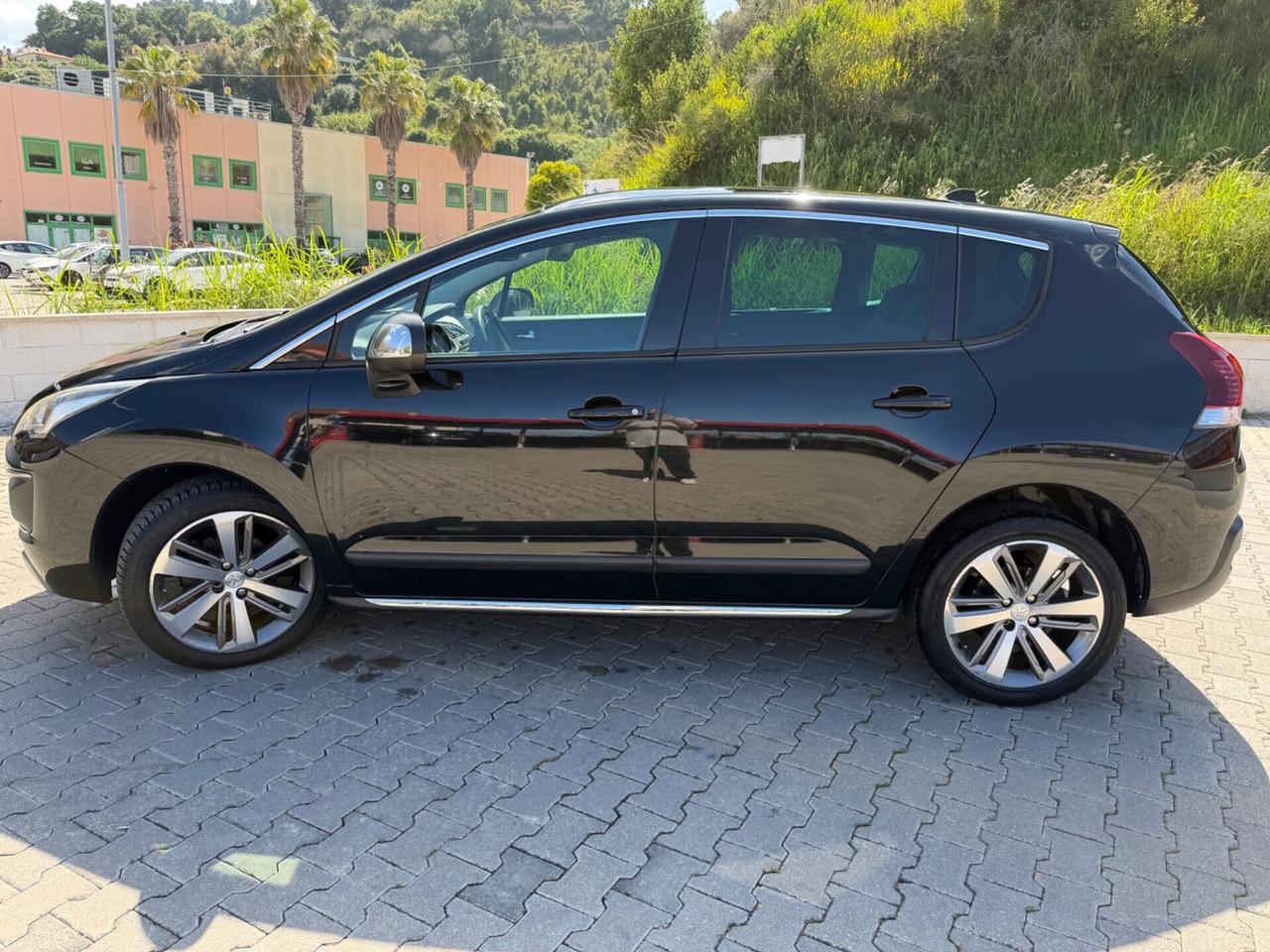Peugeot 3008 1.6 HDi 115CV Allure